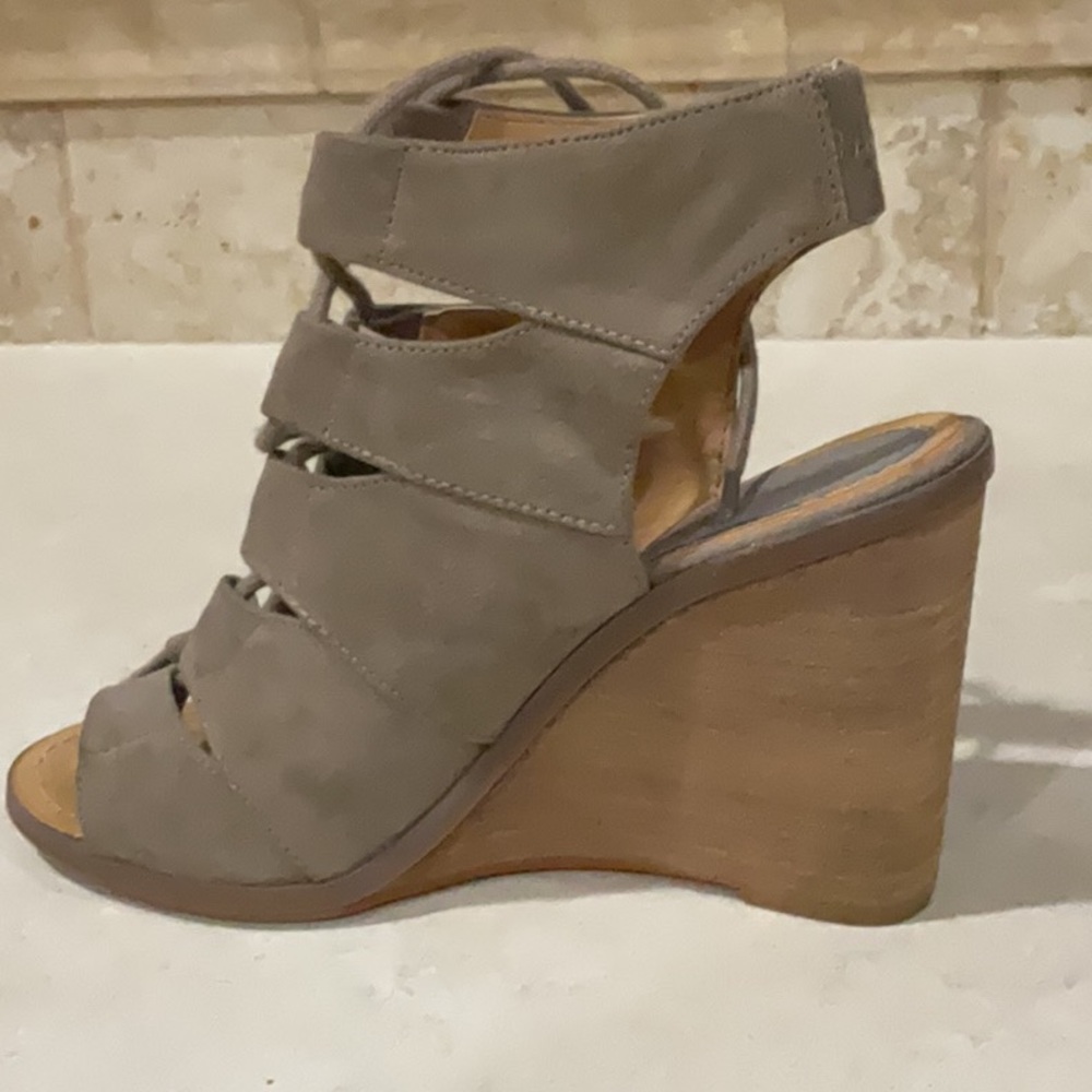 Cute wedges
